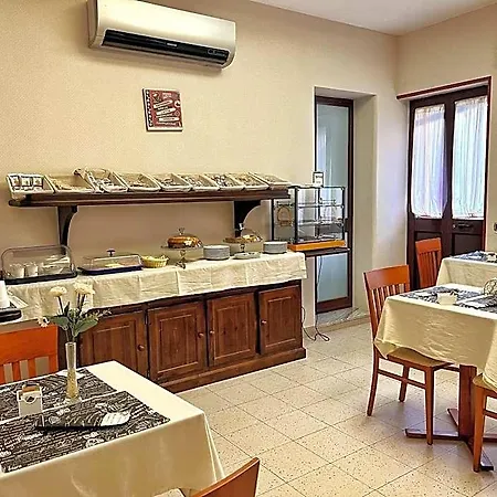 Paradiso 3* Castel Volturno