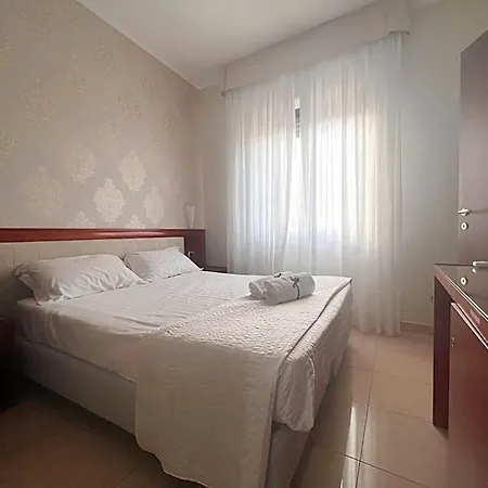 Paradiso Hotel
